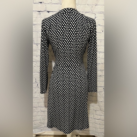 Banana Republic Women’s Long Sleeve Wrap Dress in Navy & White Dots Size Small - Picture 4 of 6